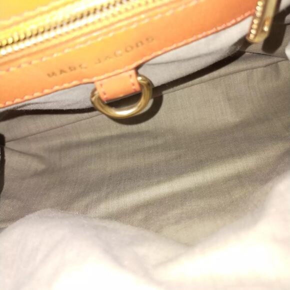 Marc Jacobs Orange Shoulder Bag with Gold-Tone Hardware - Picture 13 of 16